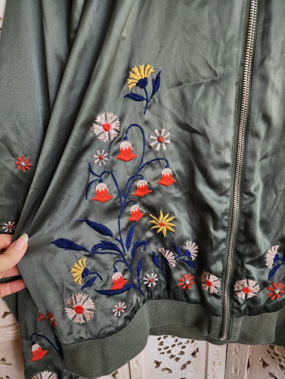 Xhileration Olive Green Zip Up Embroidered Bomber Jacket- Size XL - Picture 4 of 7